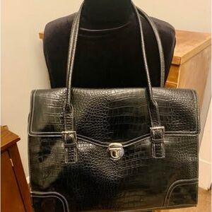 Vintage 1990s 2000s Liz Claiborne Black Faux Crocodile Handbag Shoulder Bag